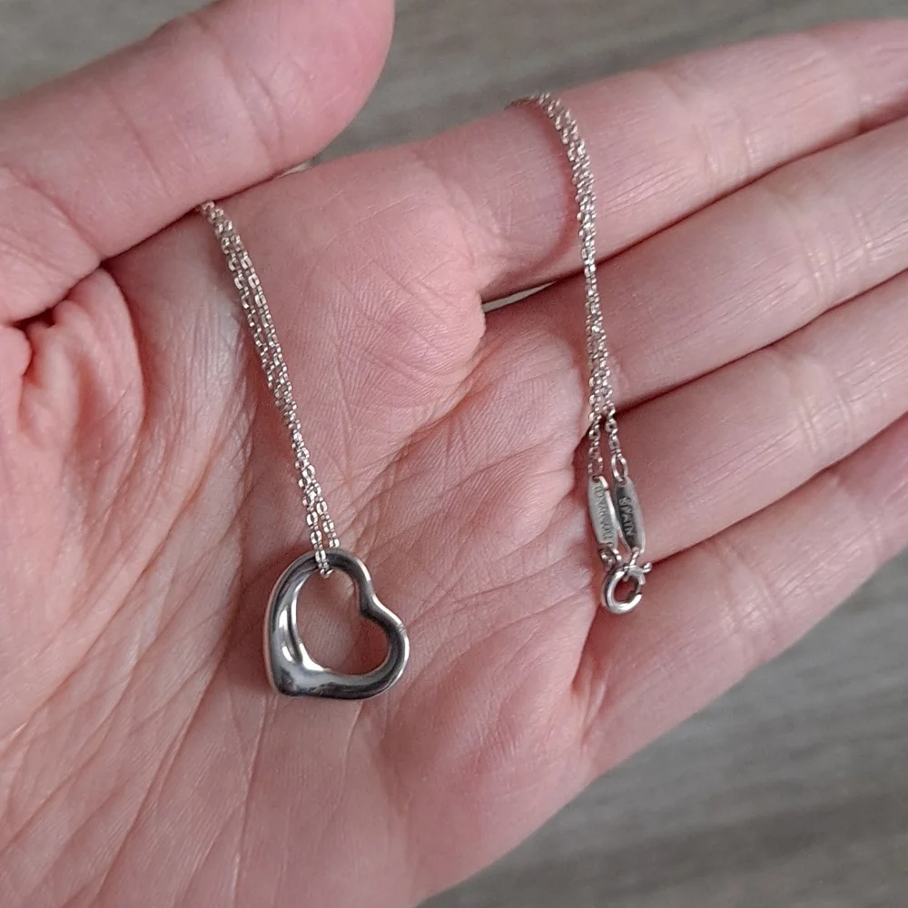 Authentic Tiffany & Co. Elsa Peretti heart necklace - Picture 10 of 13